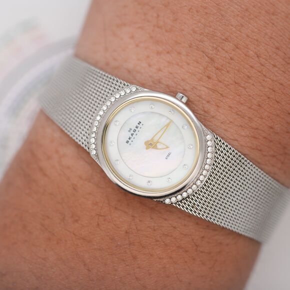 Skagen 686XSGSC Slim 23mm MoP Ladies Watch - Swarovski Crystals - Runs